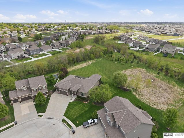 7029 S 185th Circle, Omaha, NE 68136