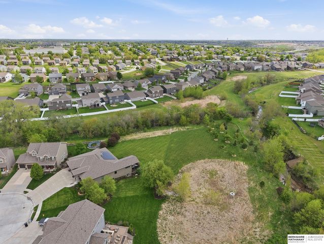 7029 S 185th Circle, Omaha, NE 68136