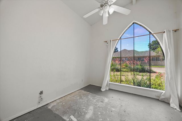 11102 Ferndale Road, Dallas, TX 75238