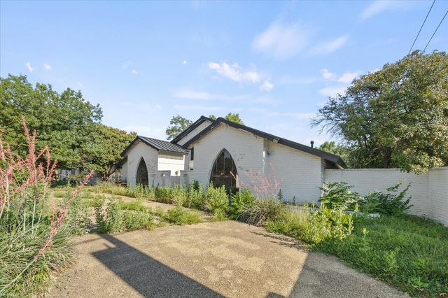 11102 Ferndale Road, Dallas, TX 75238