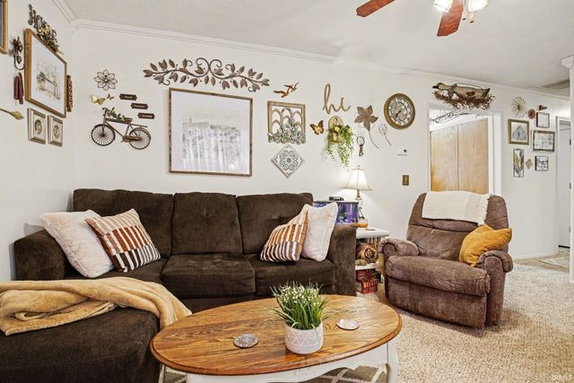 306 W Hillside Drive, Syracuse, IN 46567