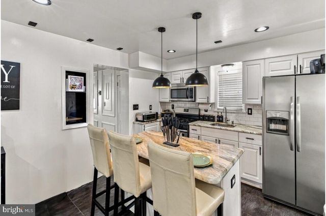 5018 JEFFERSON AVE, Pennsauken, NJ 08110