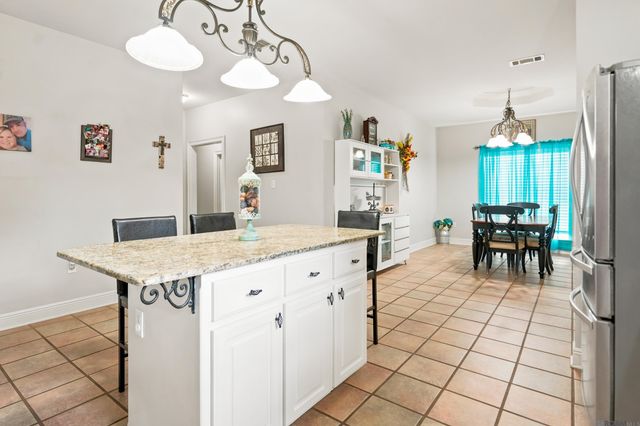16428 Ole Homestead Ln, Prairieville, LA 70769