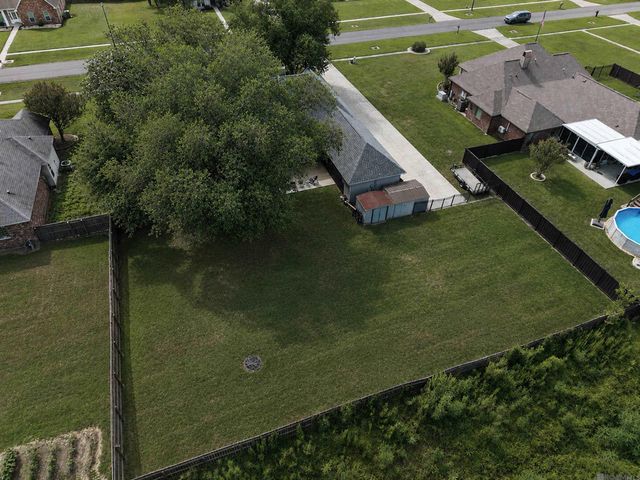 16428 Ole Homestead Ln, Prairieville, LA 70769