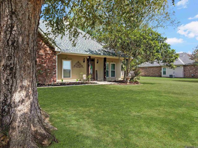 16428 Ole Homestead Ln, Prairieville, LA 70769