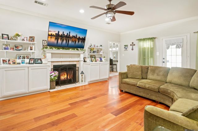 16428 Ole Homestead Ln, Prairieville, LA 70769