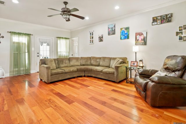 16428 Ole Homestead Ln, Prairieville, LA 70769