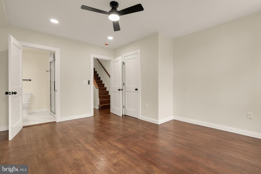 Image 21 of property listing at 3122 E BALTIMORE ST, Baltimore, MD 21224