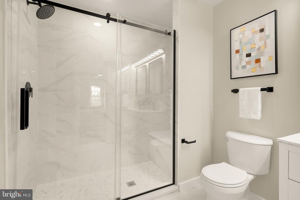 Image 29 of property listing at 3122 E BALTIMORE ST, Baltimore, MD 21224
