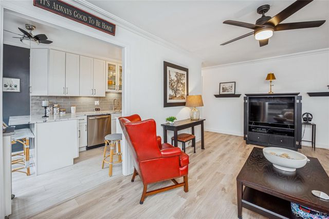 781 Palmer Road 4F, Bronxville, NY 10708