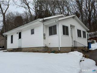 25 Wawecus Hill Road, Norwich, CT 06360