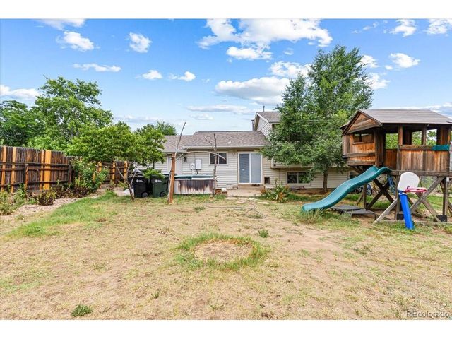 9755 Elizabeth St, Thornton, CO 80229