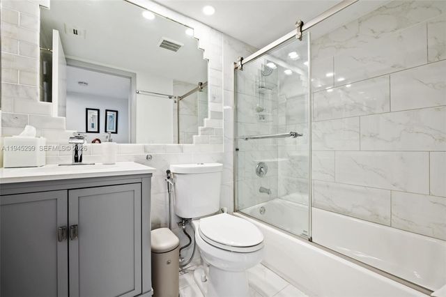 17890 W Dixie 603, North Miami Beach, FL 33160