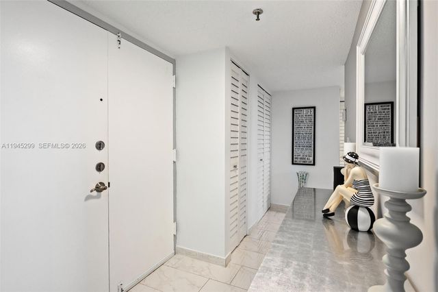 17890 W Dixie 603, North Miami Beach, FL 33160