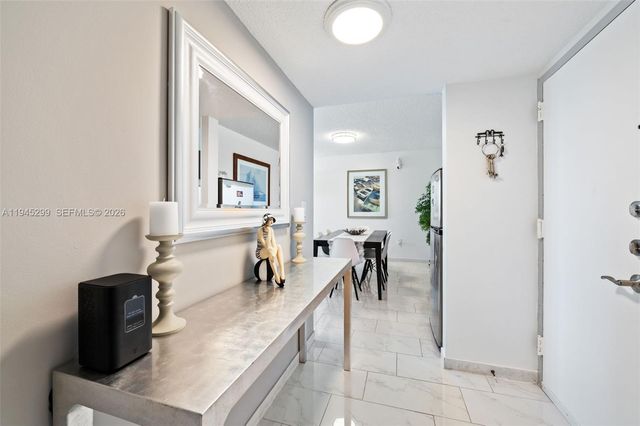 17890 W Dixie 603, North Miami Beach, FL 33160