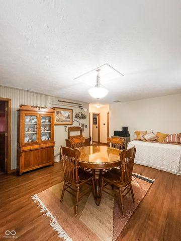 1610 N Sommer Lane, Crawfordsville, IN 47933