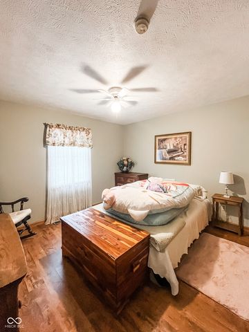 1610 N Sommer Lane, Crawfordsville, IN 47933