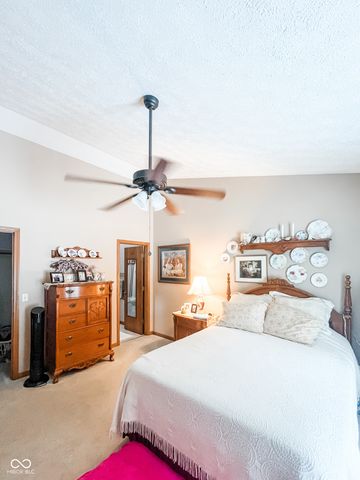 1610 N Sommer Lane, Crawfordsville, IN 47933