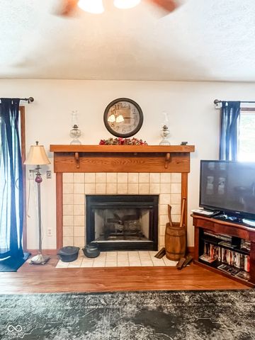 1610 N Sommer Lane, Crawfordsville, IN 47933