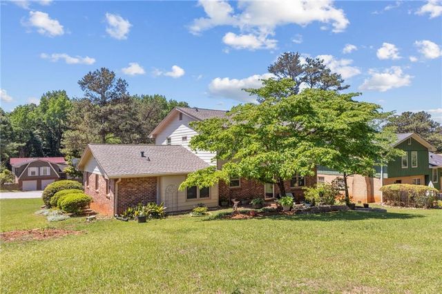 4742 Mercer Road, Stone Mountain, GA 30083