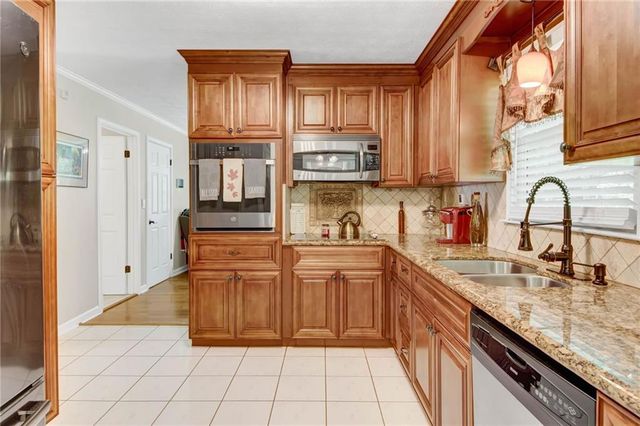 4742 Mercer Road, Stone Mountain, GA 30083