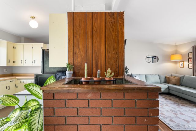 2824 W Kathryn St, Boise, ID 83705