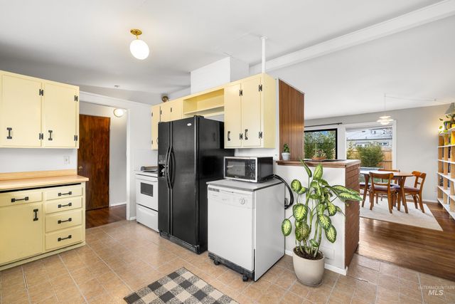 2824 W Kathryn St, Boise, ID 83705