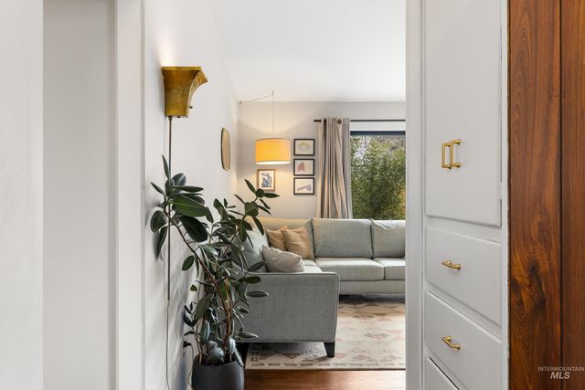 2824 W Kathryn St, Boise, ID 83705