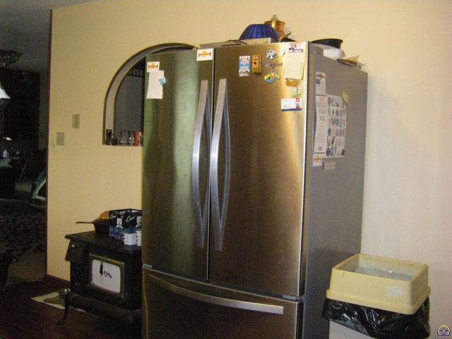 4439 NE Meriden RD, Topeka, KS 66617