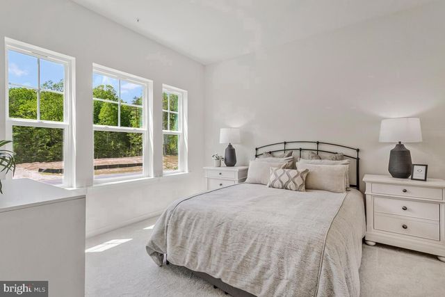 5514 GLEN AVE, Lanham, MD 20706