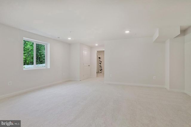 5514 GLEN AVE, Lanham, MD 20706
