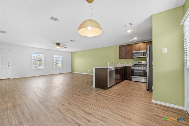 130 Soapstone Pass, Maxwell, TX 78656