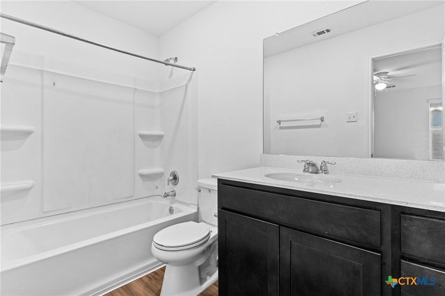 130 Soapstone Pass, Maxwell, TX 78656