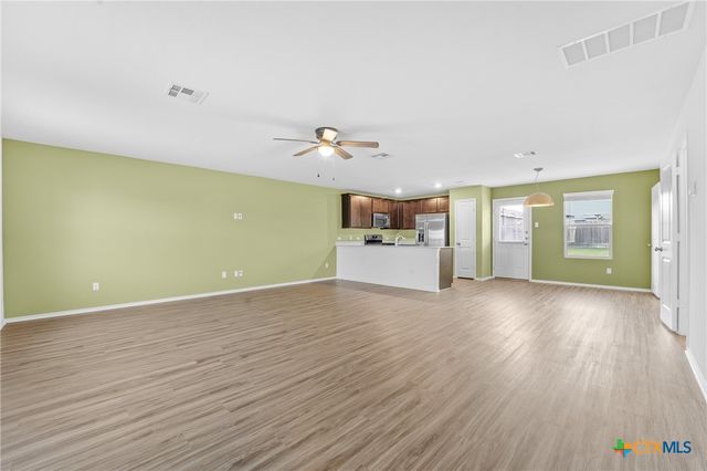 130 Soapstone Pass, Maxwell, TX 78656