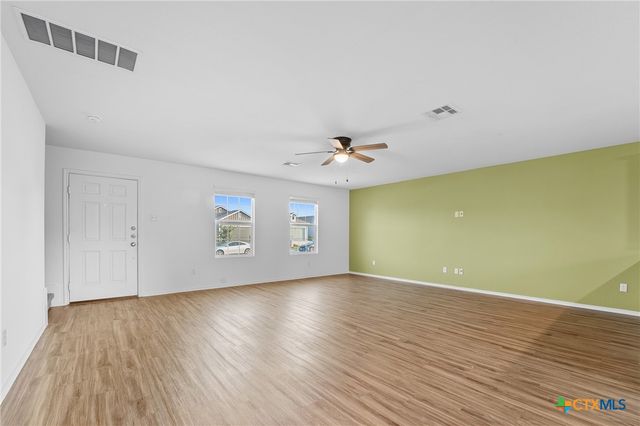 130 Soapstone Pass, Maxwell, TX 78656