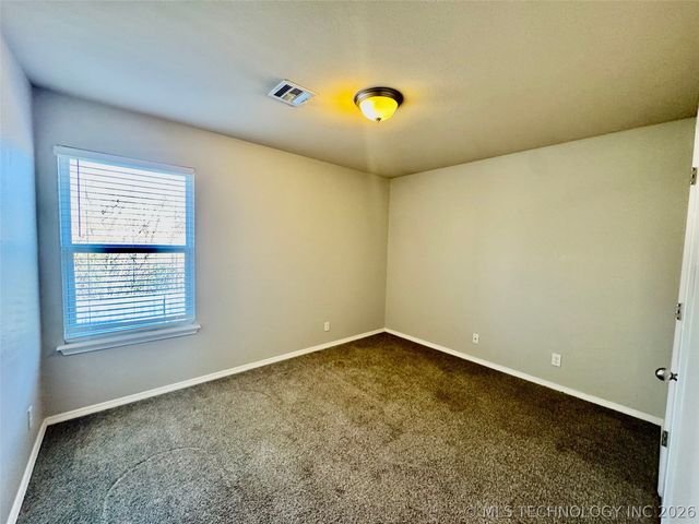 7401 S Elder Avenue, Broken Arrow, OK 74011