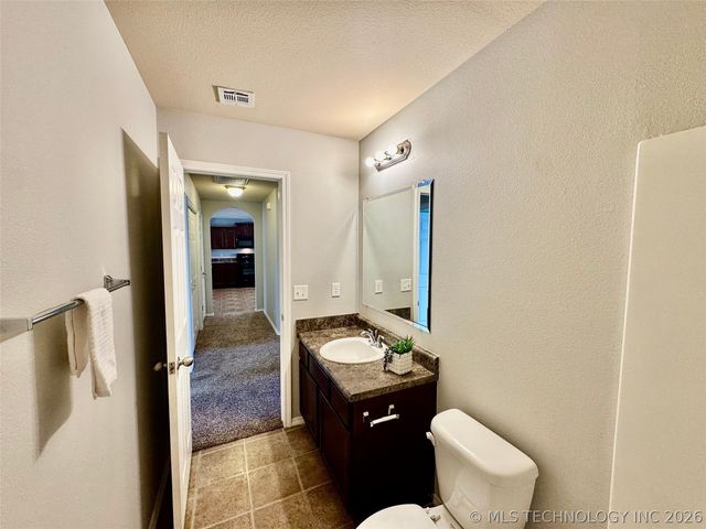 7401 S Elder Avenue, Broken Arrow, OK 74011