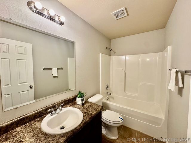 7401 S Elder Avenue, Broken Arrow, OK 74011