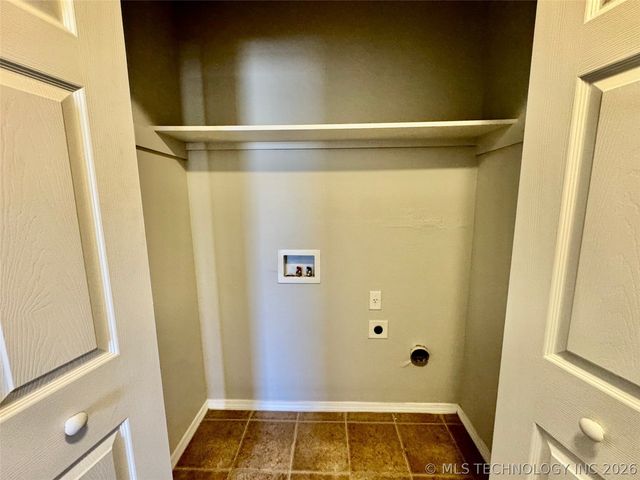 7401 S Elder Avenue, Broken Arrow, OK 74011