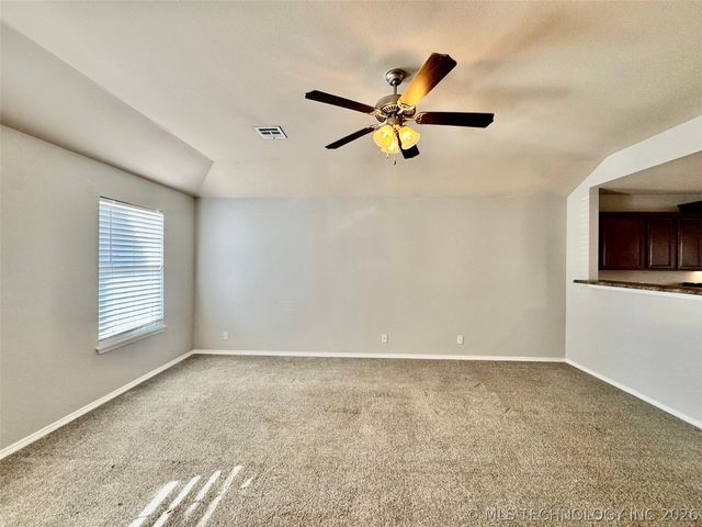 7401 S Elder Avenue, Broken Arrow, OK 74011