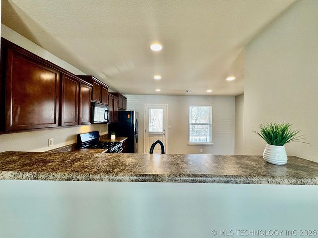 7401 S Elder Avenue, Broken Arrow, OK 74011