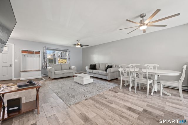15 Surrey Lane 15, Torrington, CT 06790