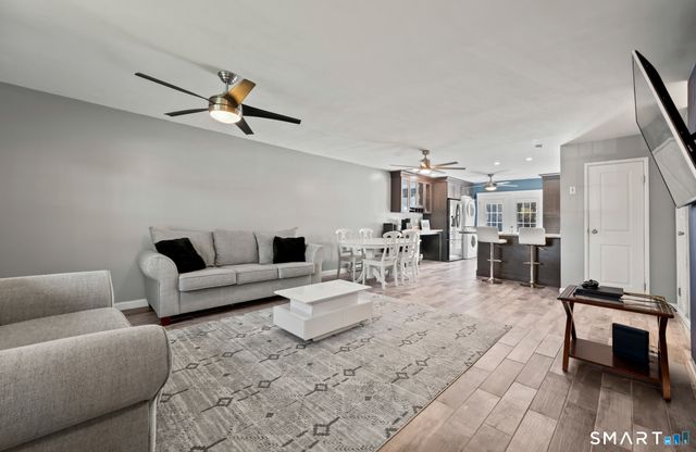 15 Surrey Lane 15, Torrington, CT 06790