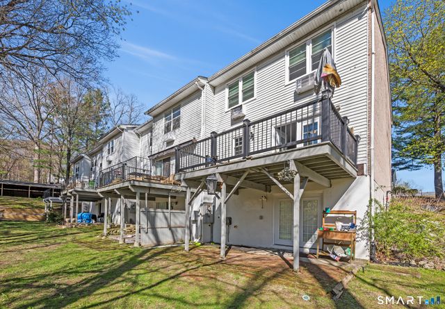 15 Surrey Lane 15, Torrington, CT 06790