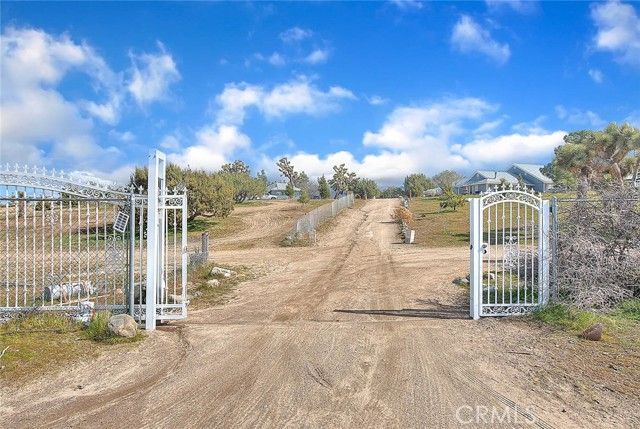 8529 Nielson, Phelan, CA 92371