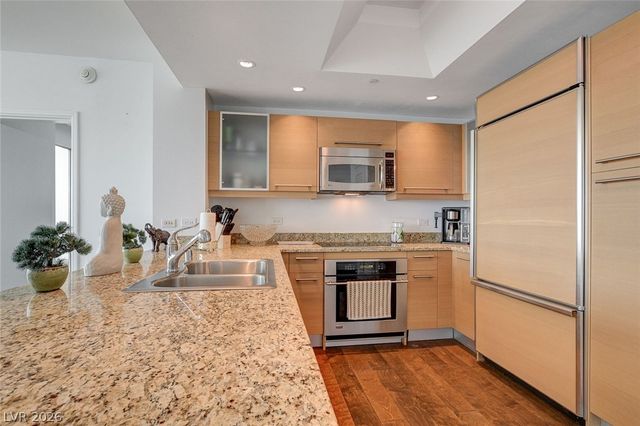 222 Karen Avenue 4101, Las Vegas, NV 89109