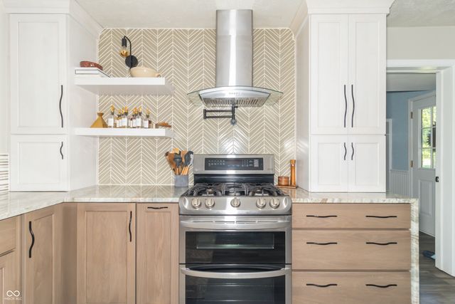 1132 Chapman Drive, Greenfield, IN 46140