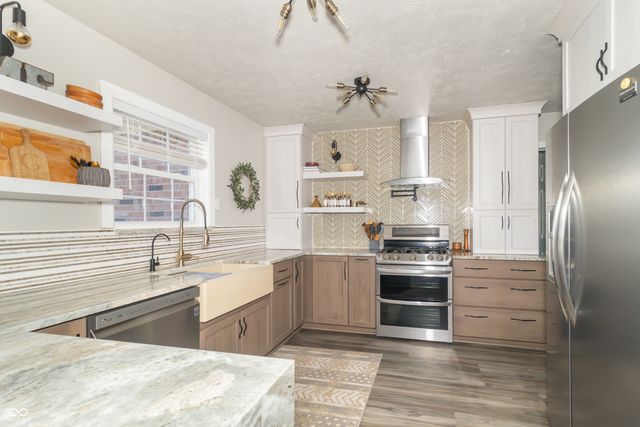 1132 Chapman Drive, Greenfield, IN 46140