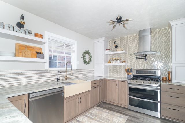 1132 Chapman Drive, Greenfield, IN 46140