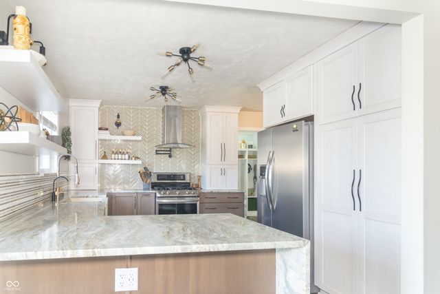 1132 Chapman Drive, Greenfield, IN 46140